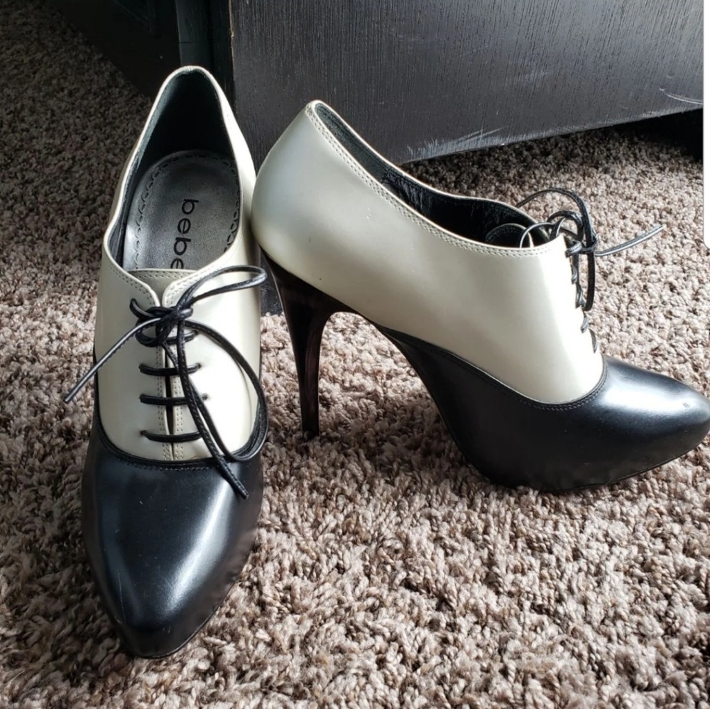 💌 3/35 Bebe pumps size 7